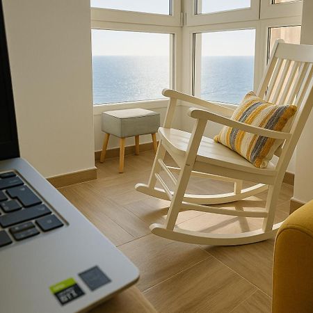 Skyline - Beach Apartment With Breathtaking Views And More Cadiz Bagian luar foto